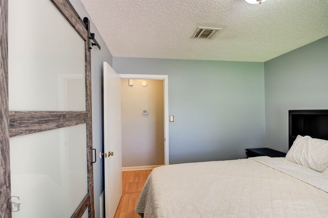 5607 James Scott Circle, Bossier City, LA 71112