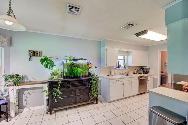 5607 James Scott Circle, Bossier City, LA 71112