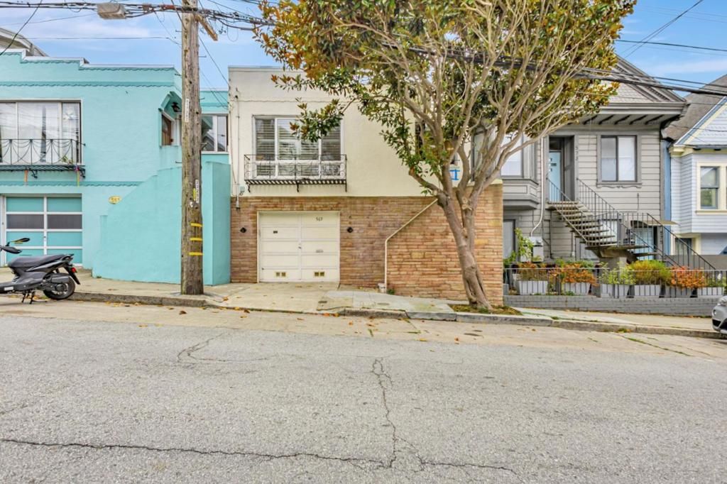 569 Chenery Street, San Francisco, CA 94131