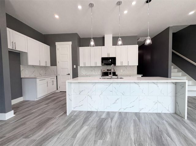 4704 Ward Street, Houston, TX 77021