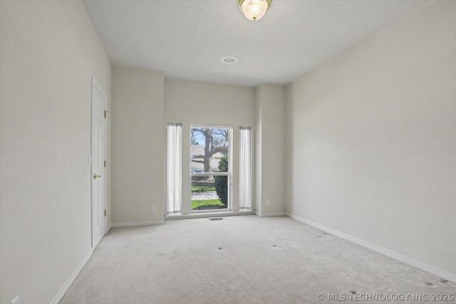 1908 S Palm Avenue, Broken Arrow, OK 74012