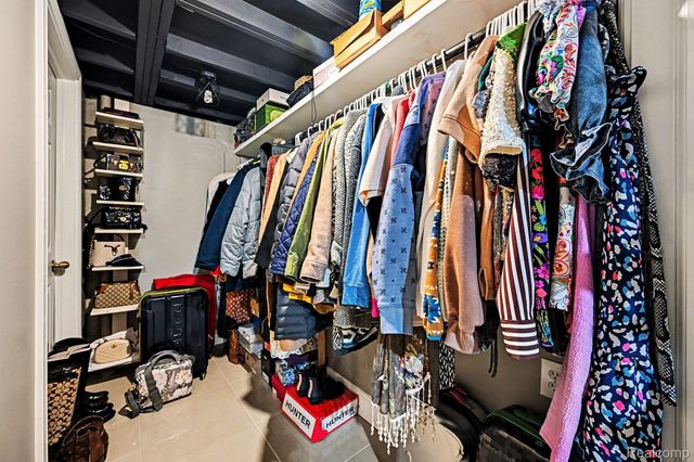 30294 Cherry Avenue, Romulus, MI 48174