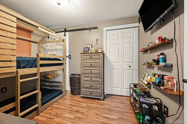 30294 Cherry Avenue, Romulus, MI 48174