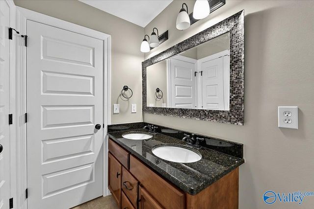378 Natures Way SW, Huntsville, AL 35824