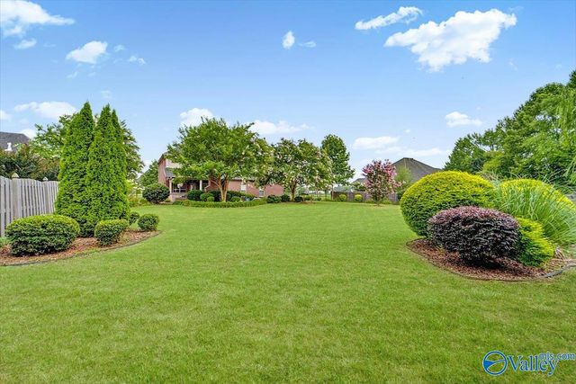 378 Natures Way SW, Huntsville, AL 35824