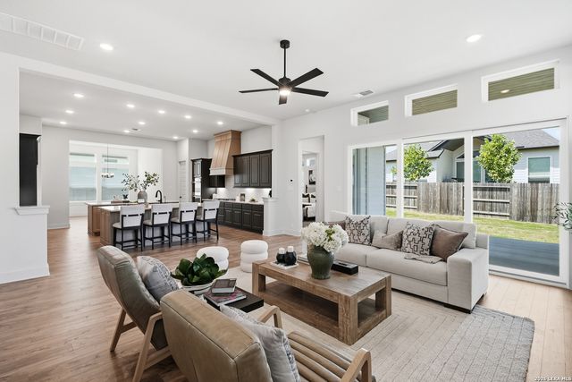 535 Caliban, Cibolo, TX 78108