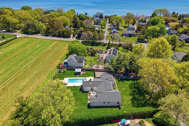 16 High Meadow Lane, Jamesport, NY 11901