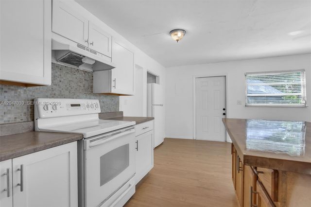 2809 SW 23rd Ter 2807, Miami, FL 33145