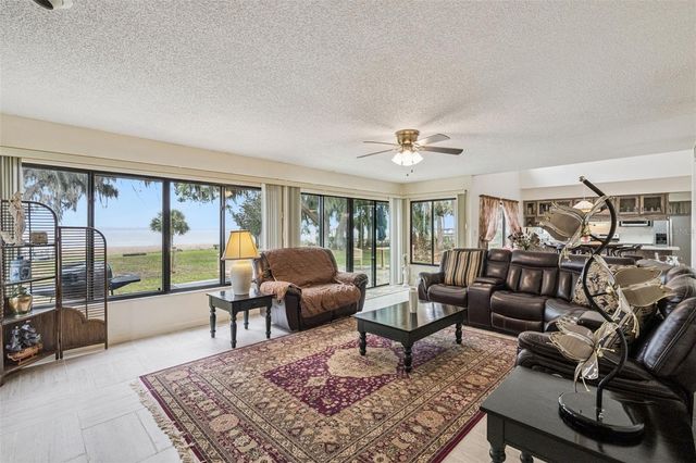 35312 W GRIFFIN DRIVE, Fruitland Park, FL 34731