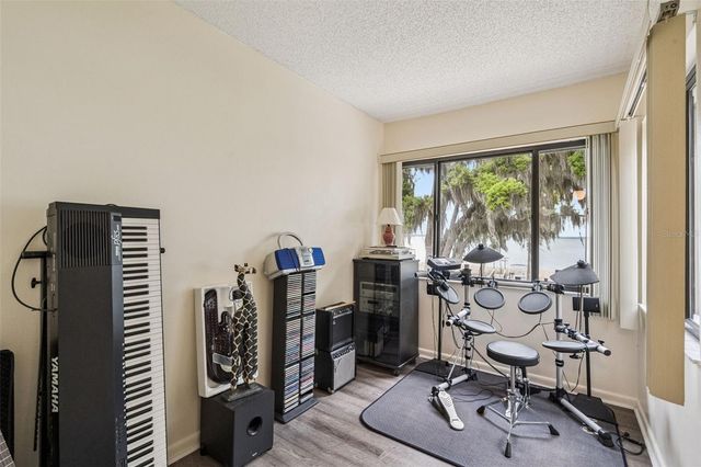 35312 W GRIFFIN DRIVE, Fruitland Park, FL 34731