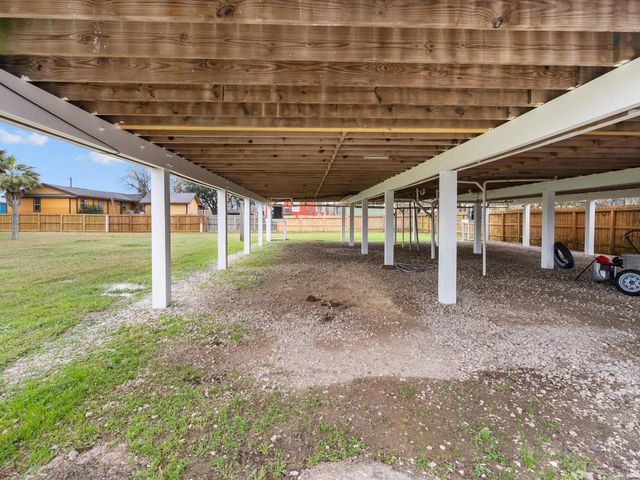 533 12th Street Street, San Leon, TX 77539