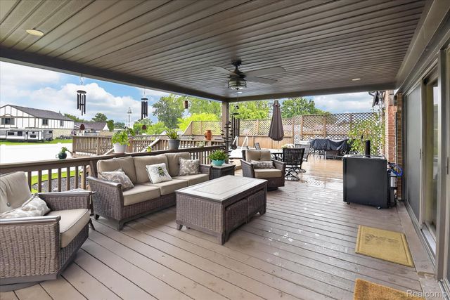 24011 Heritage Drive, Woodhaven, MI 48183