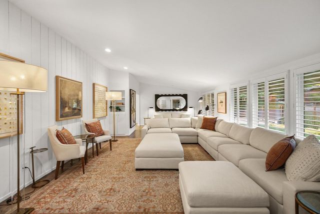 5910 River Glen Court, Carmichael, CA 95608