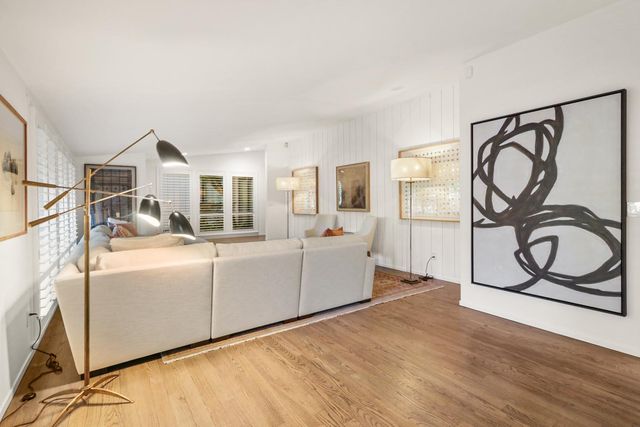 5910 River Glen Court, Carmichael, CA 95608