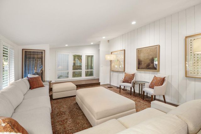 5910 River Glen Court, Carmichael, CA 95608