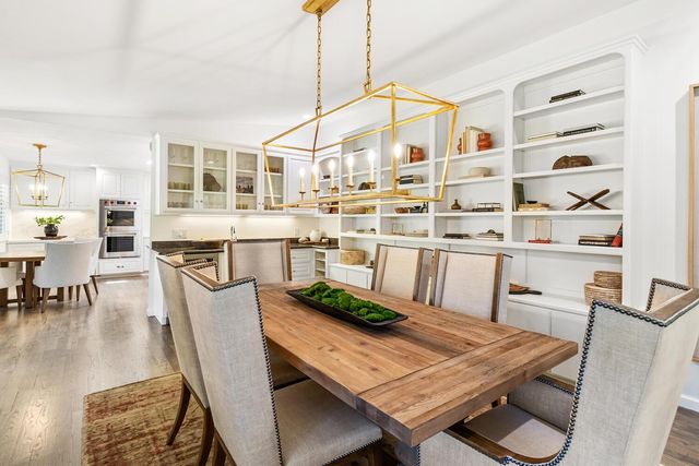 5910 River Glen Court, Carmichael, CA 95608