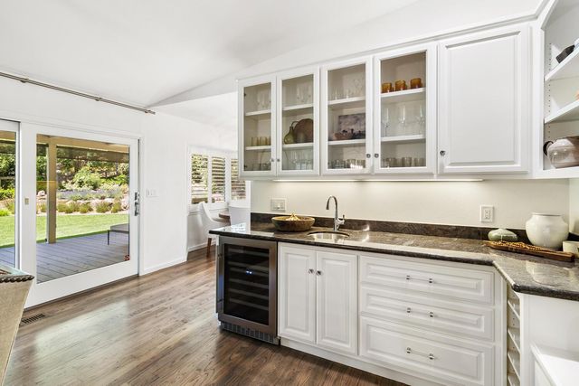 5910 River Glen Court, Carmichael, CA 95608