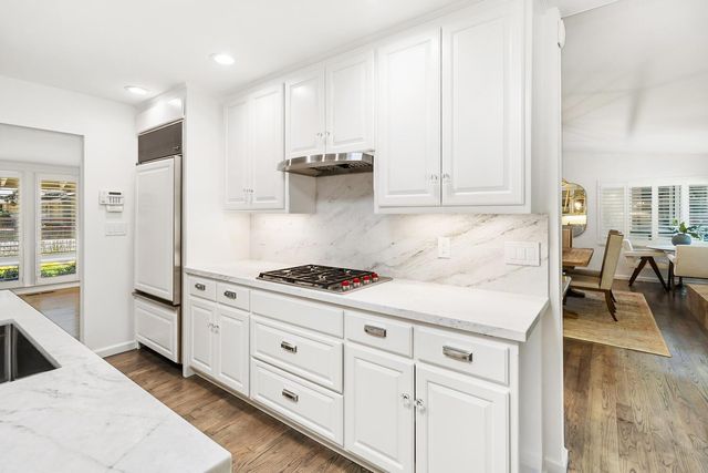 5910 River Glen Court, Carmichael, CA 95608