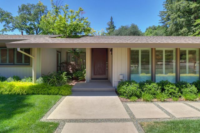 5910 River Glen Court, Carmichael, CA 95608