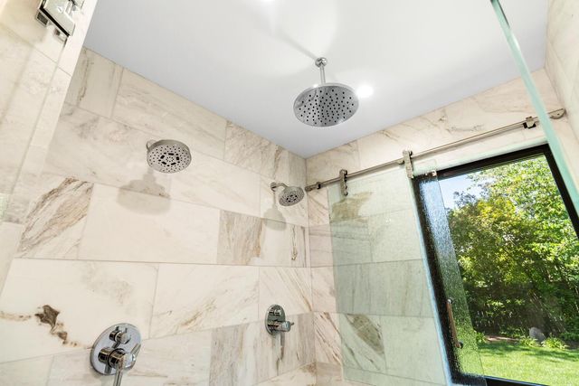 5910 River Glen Court, Carmichael, CA 95608