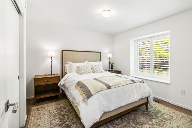 5910 River Glen Court, Carmichael, CA 95608