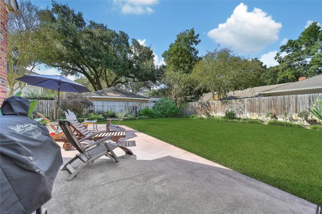 2902 Blue Lakes Lane, Missouri City, TX 77459