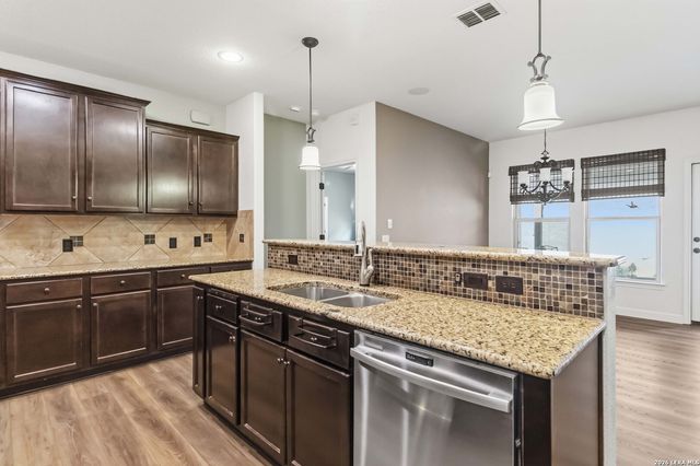 2107 Pecan Haven, New Braunfels, TX 78130