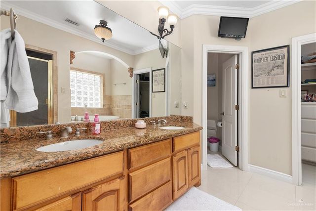 2401 W Rhin Drive, Edinburg, TX 78539