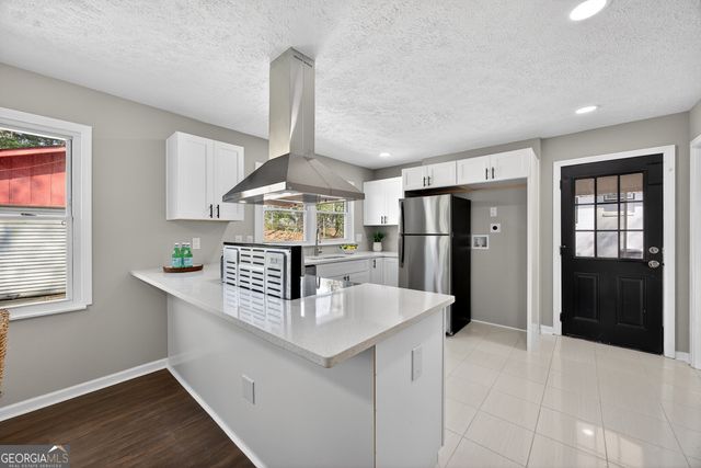 2064 Gober Avenue SE, Smyrna, GA 30080