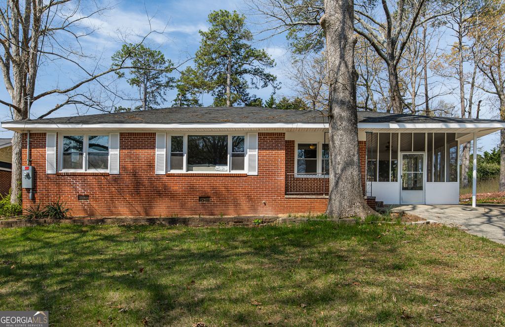 2064 Gober Avenue SE, Smyrna, GA 30080