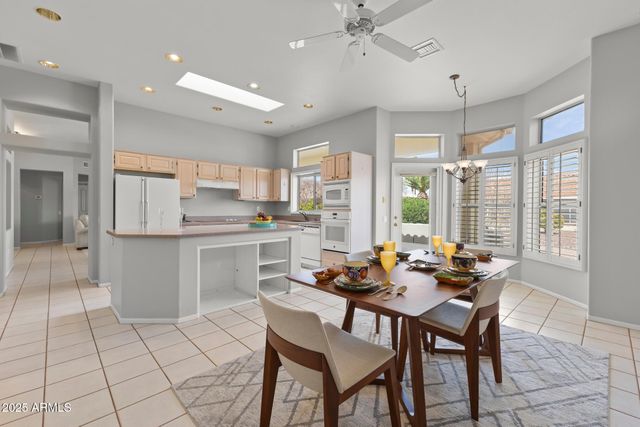 15704 W SENTINEL Drive, Sun City West, AZ 85375