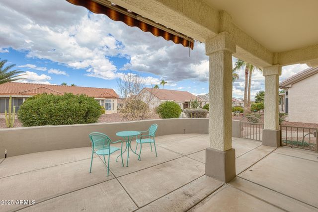 15704 W SENTINEL Drive, Sun City West, AZ 85375