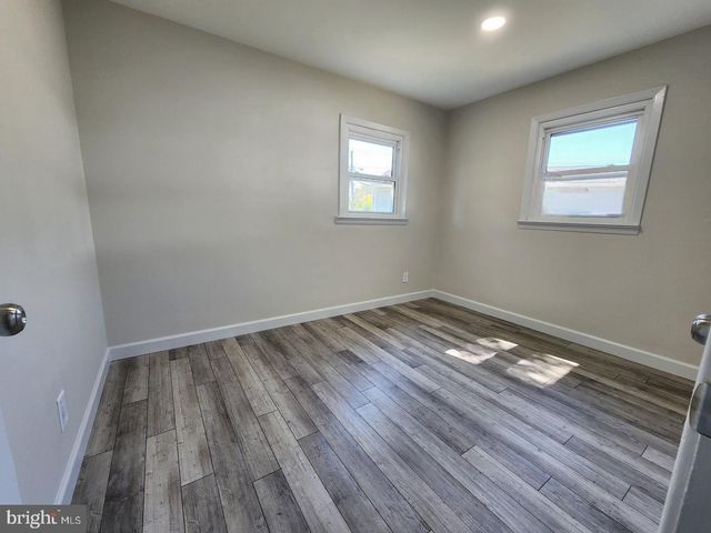 27 WEYBURNE RD, Hamilton, NJ 08690
