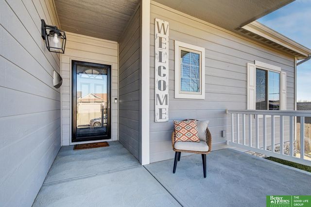 8557 King Street, Omaha, NE 68122