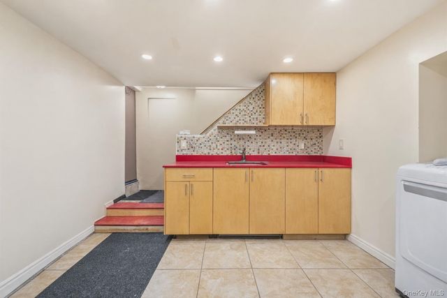 1840 21st Drive, Astoria, NY 11105