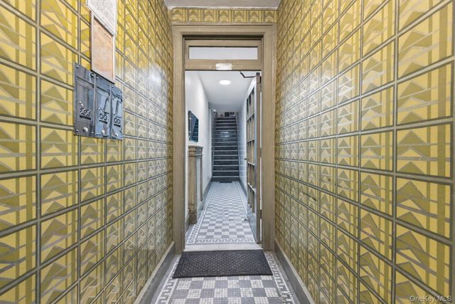 1840 21st Drive, Astoria, NY 11105