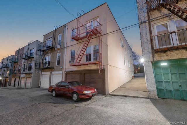 1840 21st Drive, Astoria, NY 11105