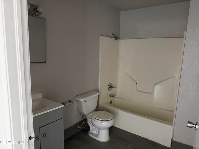 1525 Pullman Drive 16, El Paso, TX 79936