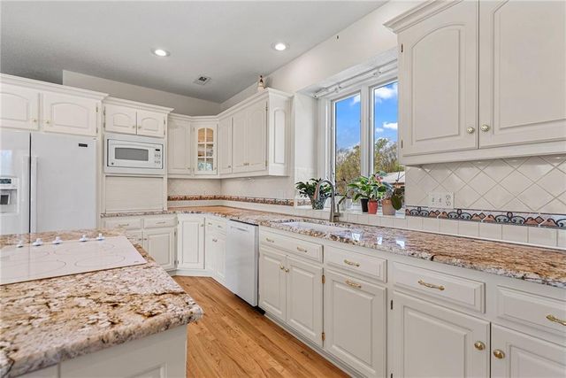 22800 W 246th Street, Paola, KS 66071