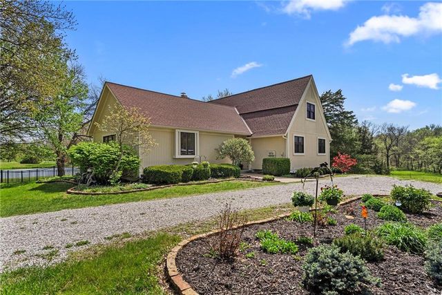 22800 W 246th Street, Paola, KS 66071
