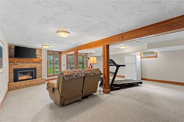 22800 W 246th Street, Paola, KS 66071