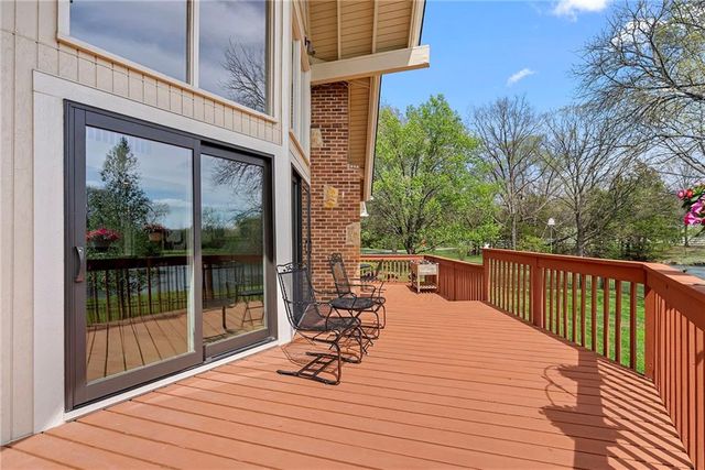 22800 W 246th Street, Paola, KS 66071