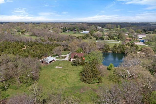 22800 W 246th Street, Paola, KS 66071