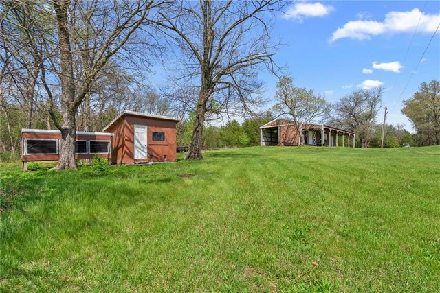22800 W 246th Street, Paola, KS 66071