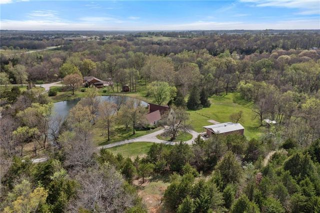 22800 W 246th Street, Paola, KS 66071