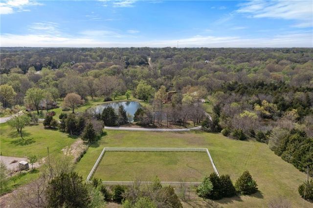 22800 W 246th Street, Paola, KS 66071
