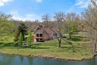 22800 W 246th Street, Paola, KS 66071