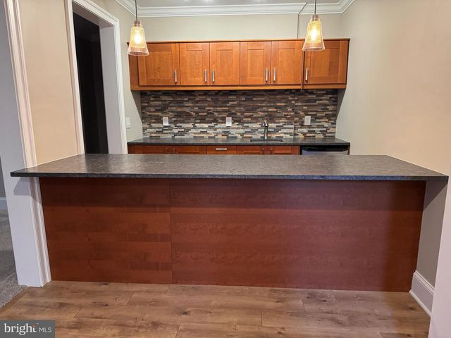 7702 TRAMMELL RD, Annandale, VA 22003