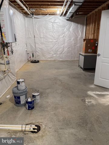 7702 TRAMMELL RD, Annandale, VA 22003