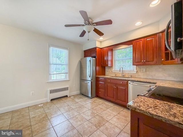 1237 PINE GROVE RD, Yardley, PA 19067